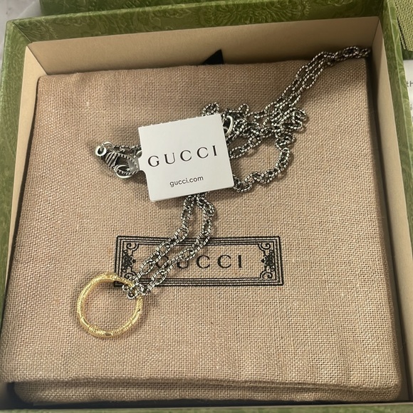 Gucci men’s snake ring pendant new never been used or worn - Picture 2 of 4